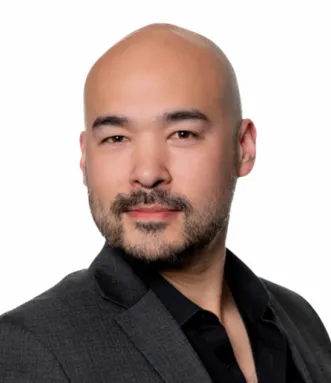 Headshot of Nathan Grabowski.