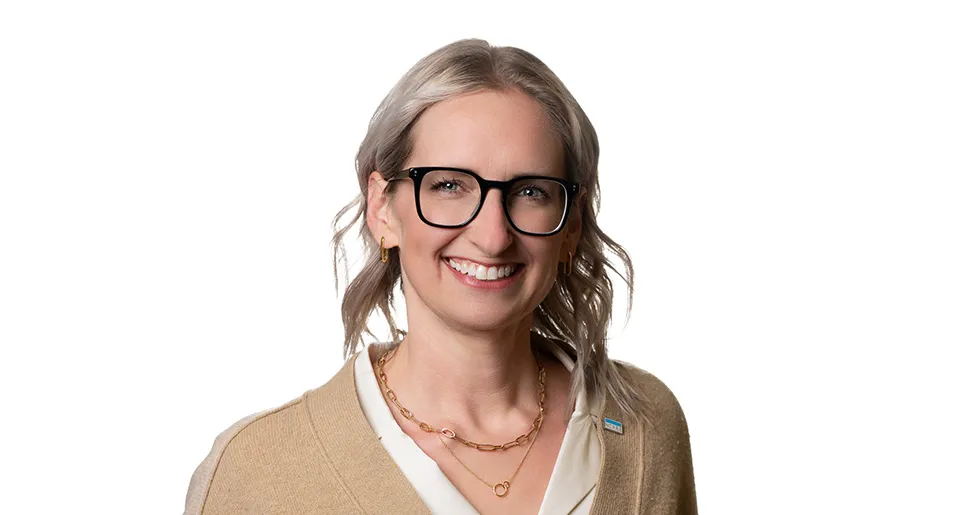 Headshot of Alison Teitelbaum in 2025.