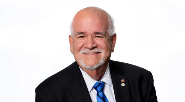 Headshot of Miguel Rodriguez.