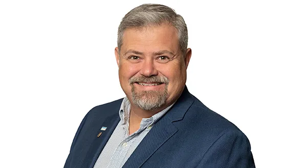 Headshot of Jeremy Fretts