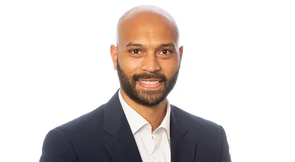 Headshot of Maurice Brown