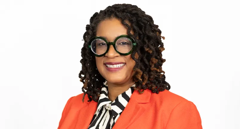 Headshot of Jennifer Moore.